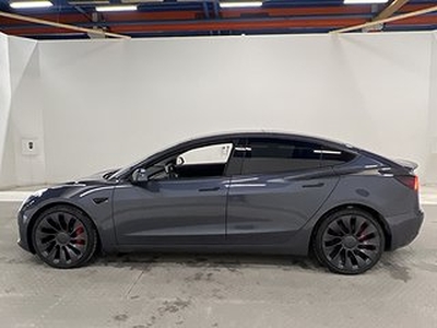 Tesla Model 3 Performance AWD Svensksåld