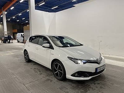 Toyota Auris Hybrid e-CVT 136hk Comfort B-kamera Keyless