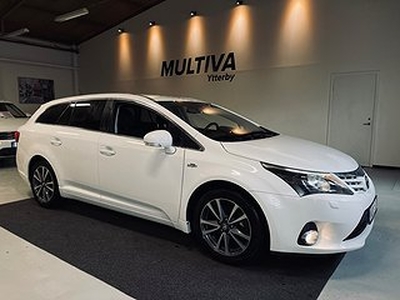 Toyota Avensis Kombi 2.2 D-4D Automat 150hk Backkamera SoV