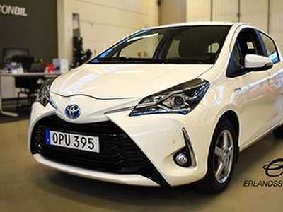 Toyota Yaris Hybrid e-CVT MOMS B-KAM NYSERVAD LÅG ÅRSSKATT