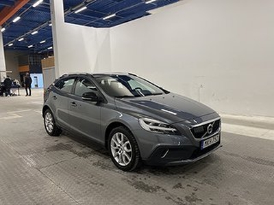 Volvo V40 Cross Country D2 120hk Momentum Kamera Navi Drag