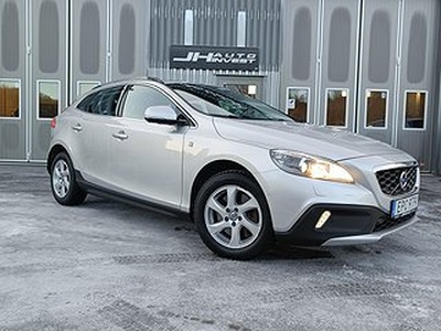 Volvo V40 Cross Country D4 Ocean Race 190 Hk VOC Läder Drag