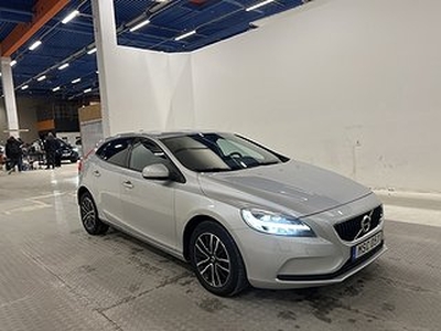 Volvo V40 D3 150hk Momentum VOC D-värme B-kamera Navi