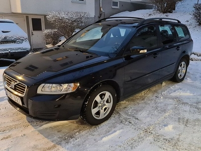 Volvo V501.8 F Nybesiktad 2009, Kombi