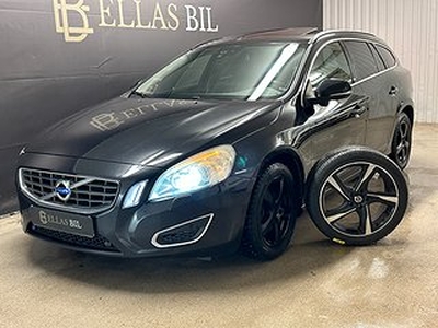 Volvo V60 T4 Momentum 180hk DRAG BLIS TAKLUC SKINN BKAM NAVI