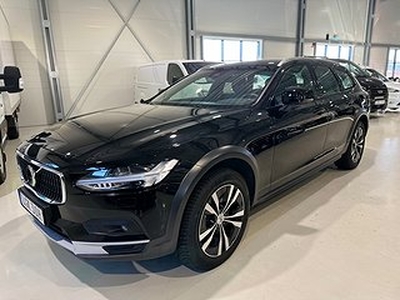 Volvo V90 Cross Country B4 AWD Geartronic Momentum 197hk