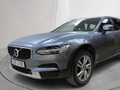 Volvo V90D4 Cross Country AWD 2019, Kombi