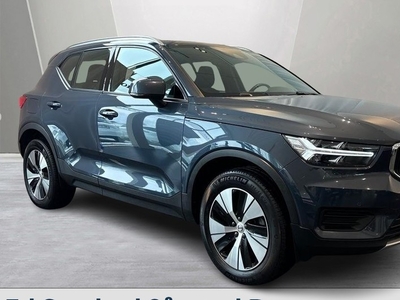 Volvo XC40B4 FWD Bensin Mom Adv Navi Pro Edt 2022, SUV