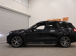 BMW X5 xDrive45e Plug-in M Sport PANO LUFTFJ DRAG MOMS 394hk