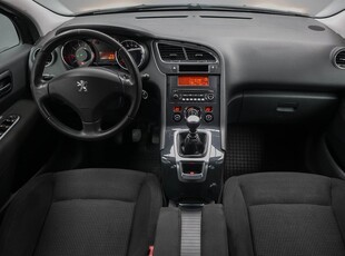 Peugeot 5008 1.6 THP 156hk 7-sits Nybes Kamkejda