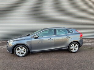 Volvo V40 D2 Aut Momentum Vinterhjul