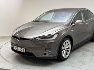 Tesla Model X 90D