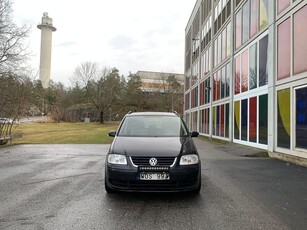 Volkswagen Touran 7-seater