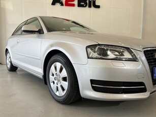 Audi A3 1.6 TDI Attraction Comfort /Nyserv /V-Hjul