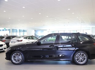 BMW 330e xDrive Touring