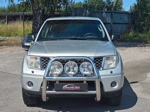 Nissan Navara Dubbelhytt 2.5 dCi 4x4 2 ÄGARE AUTOMAT