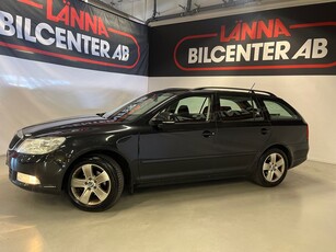 Skoda Octavia Kombi 1.2 TSI Drag PDC 2Äg Ny servad M-värmare