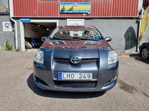 Toyota Auris 5-dörrar 1.6 Dual VVT-i nybesiktad dragkork