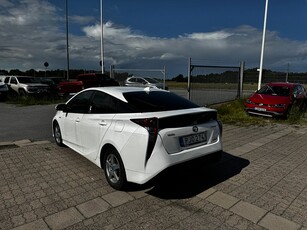 Toyota Prius HYBRID AUT 6200 MIL KAMERA HUD GPS EU6 2-ÅRS GARANTI