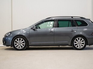 Volkswagen Golf 2.0 TDI Sport Pano D-värm Drag PDC 140hk