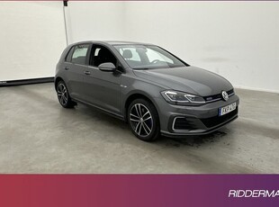 Volkswagen GolfGTE Cockpit Värmare CarPlay Välservad 2020, Halvkombi