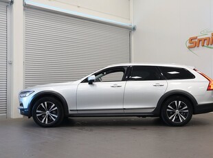 Volvo V90 Cross Country D4 AWD PRO DRAG LÄDER H/K 360° MOMS 190hk