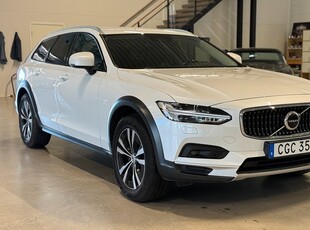 Volvo V90Cross Country B4 AWD AUT NY KAMREM 2021, Kombi