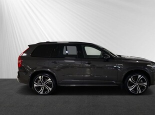 Volvo XC90 Recharge T8 Ultimate Dark Edition.