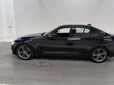 BMW 320d Sedan Sportline Dragkrok P-sensor 2012, Sedan