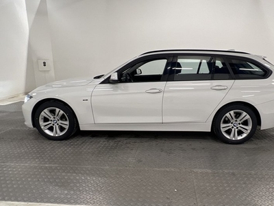 BMW 320d xDrive Sport line Drag PDC Bluetooth 2015, Kombi