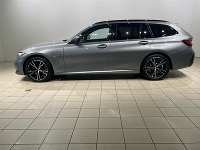 BMW 330e xDrive Touring M Sport Drag Fartpilot 5.95% Ränta