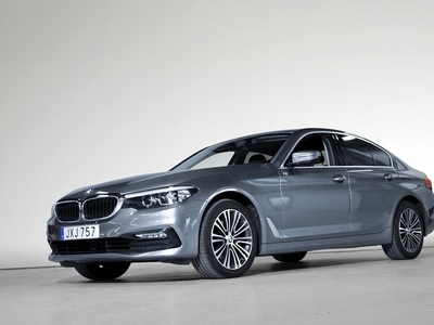 BMW 520 d Sedan Sport line | M sport Ratt | Backkamera