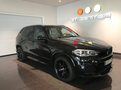 BMW X5 xDrive 30D M-Sport Performance Värmare Panorama 258hk