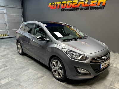 Hyundai i30Kombi 1.6 CRDi Automat Panorama 2014, Kombi