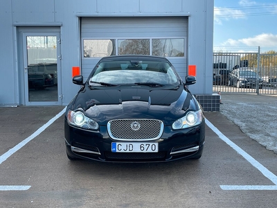 Jaguar XF 3.0 V6 B-kamera, Navi, lågmil. Kamrem bytt 241hk