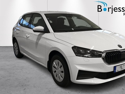 Skoda Fabia1.0 MPI. . Man 2023, Halvkombi