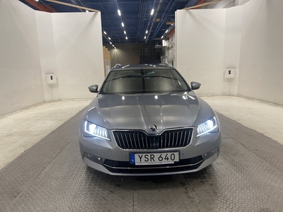 Skoda Superb TDI 4x4 190hk L&K Canton Cockpit Värmare Drag