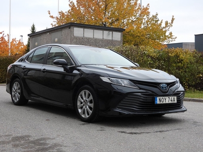 Toyota Camry Hybrid CVT Euro 6 MOMSBIL