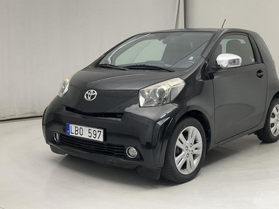 Toyota iQ1.33 2010, Halvkombi