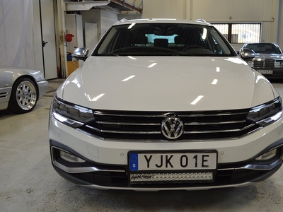 Volkswagen Passat Alltrack 2.0 TDI Aut/D-värmare/Drag/Navi