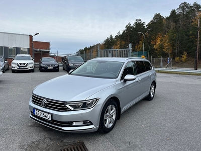 Volkswagen Passat Sportscombi 1.4 TSI 150hk AUT Cockpit Drag