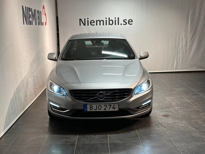 Volvo S60 D4 AWD Momentum Drag/Rattvärme/S&V-hjul/Värmare