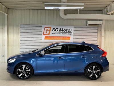 Volvo V40 D2 120HK Aut Momentum R-Design Värmare/VoC/Pano