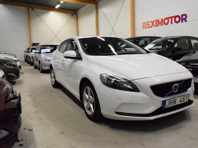 Volvo V40 D2 Momentum Euro 5 Ny Besikatad