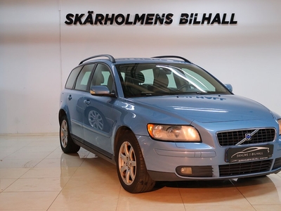 Volvo V50 T5 AWD 220HK AUTOMAT DRAGKROK PDC BAK XENON NYBESIK