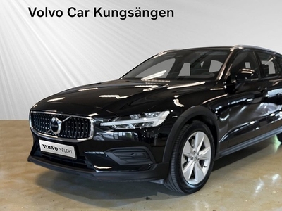 Volvo V60Cross Country B4 AWD Diesel Core 2023, Kombi