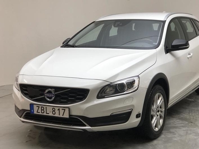 Volvo V60D4 Cross Country AWD 2018, Kombi