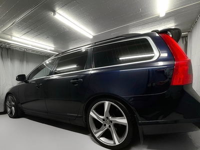 Volvo V70 2.5T 231Hk/DRIVe/R-Design Look/Autom+Drag/Fynd/WOW