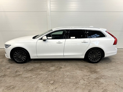 Volvo V90 D5 AWD Momentum Adv / B-Kamera / Drag Kamrem bytt 235hk 2017