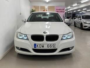 BMW 318 i Sedan Comfort 143hk 2010